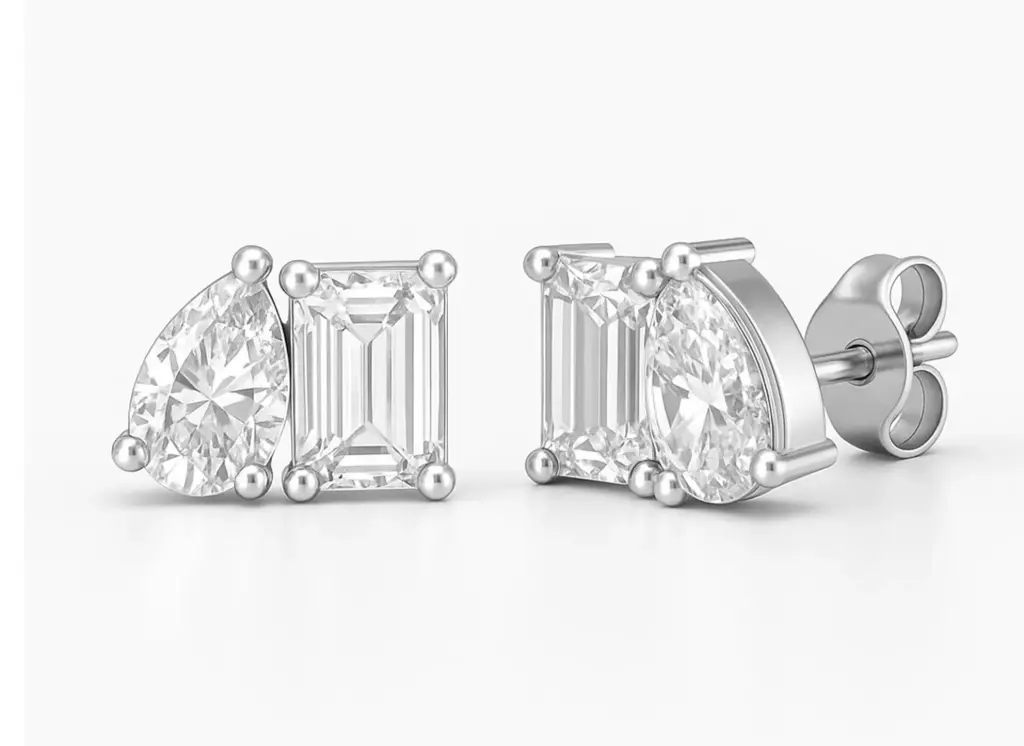 DYMERA — Emerald and pear-cut diamond Toi et Moi earrings-VER1047 (White)