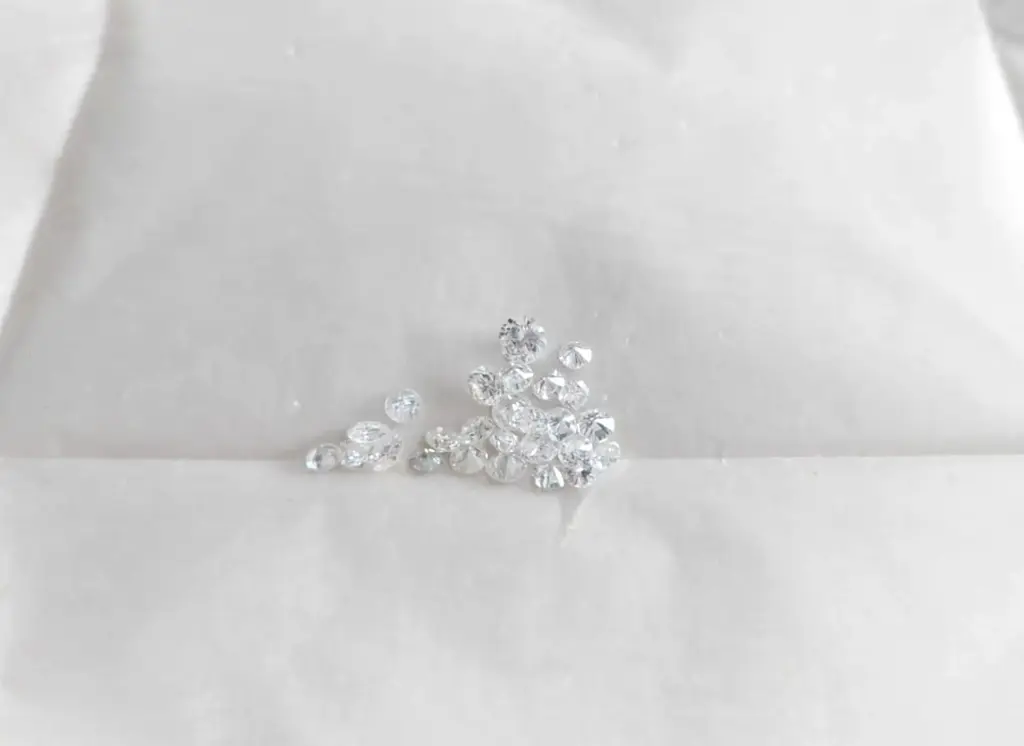 Round +14 White (SI)